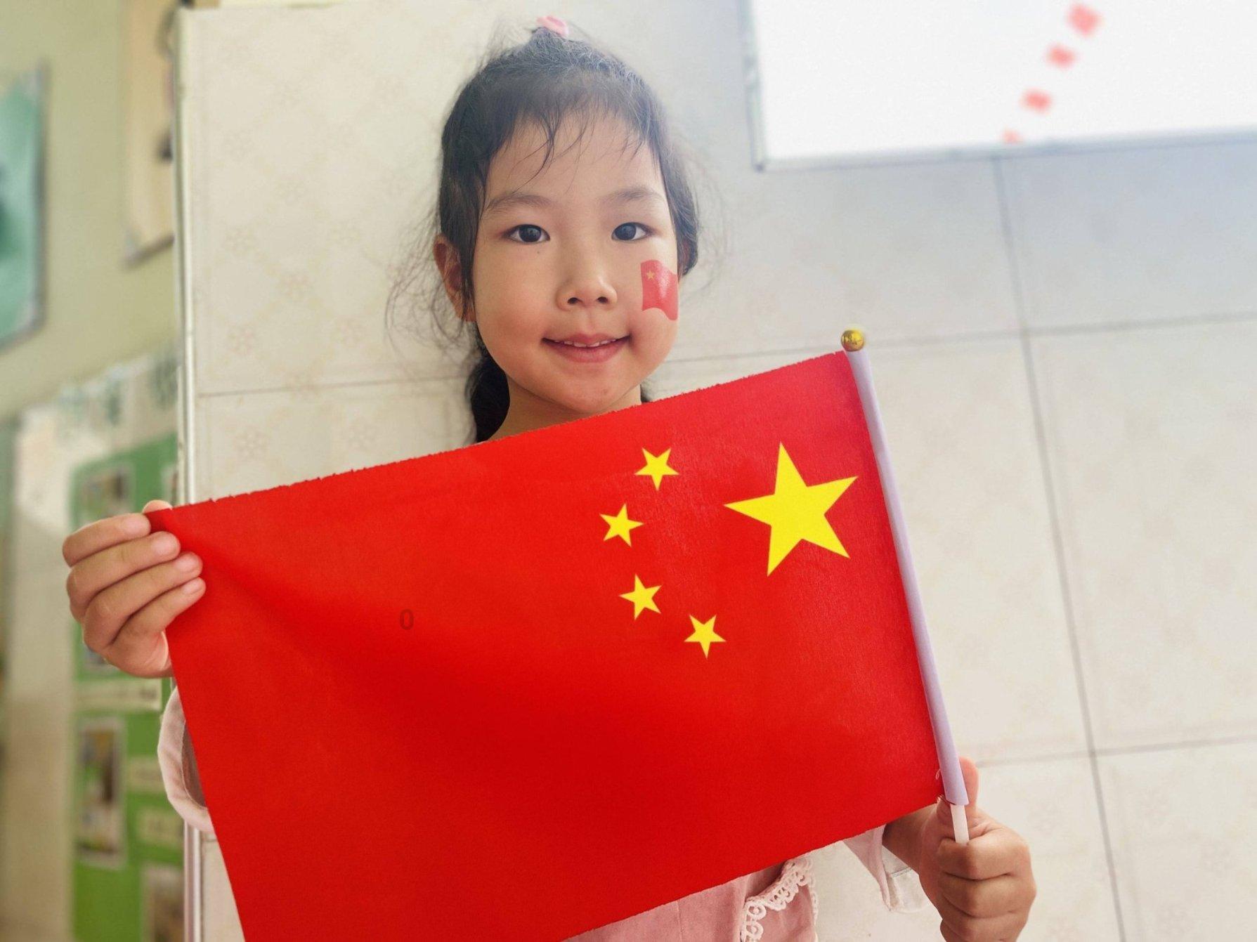 逃离春雨下的房子